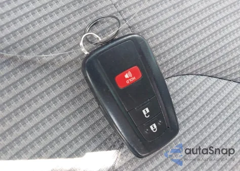 2021 Toyota Highlander L z USA, uszkodzony, nr VIN 5TDCZRAHXMS064223